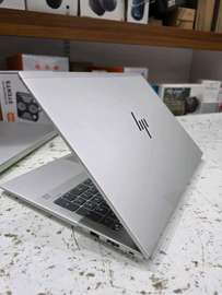 HP elitebook 765 16 inch G11