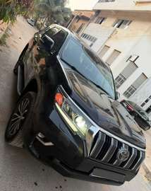 TOYOTA PRADO SERIE:TX ANNÉE 2018