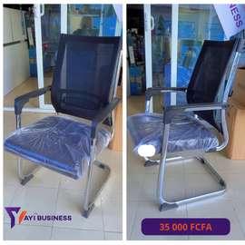 chaise visiteur ergonomique de bureau
