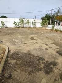 NGUERIGNE: Terrain clôturé - 1ère position à vendre