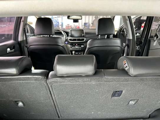 Hyundai Tucson diesel 2019 full options image 10