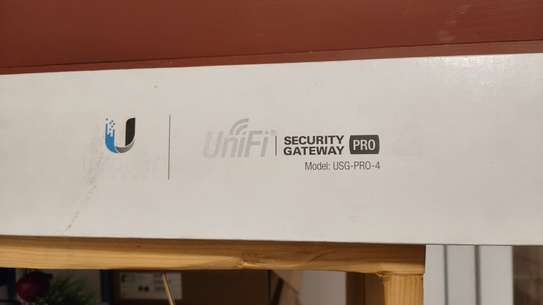 Ubiquiti UniFi Security Gateway Pro USG-PRO-4 image 2