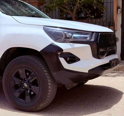 Toyota hilux 2017 manuel diesel image 5