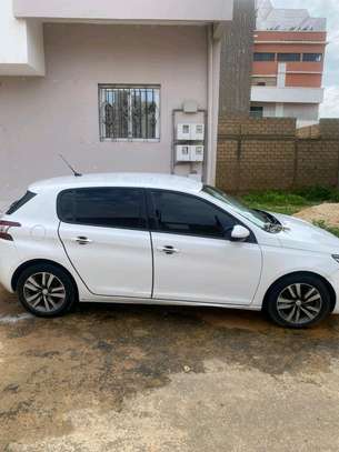 Peugeot 308 2016 image 2