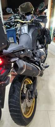 A vendre Honda Africa Twin 1000cm3 automatique image 11