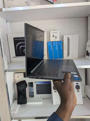 Lenovo Ideapad 3 ) i5 ) 11e generation ) 12 de ram ) 256 image 3