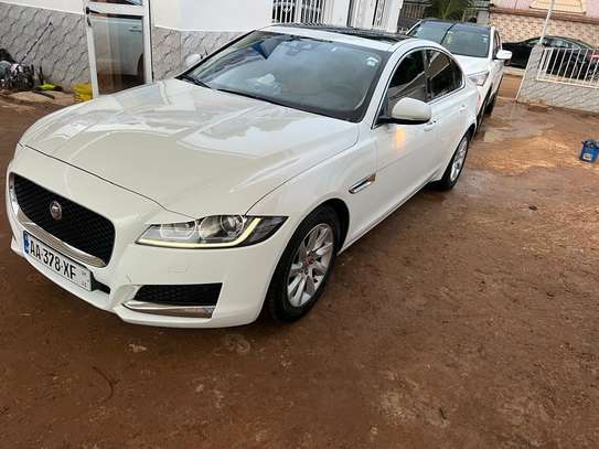 Jaguar XF 2017 full option gasoil image 6