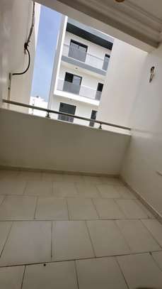 GRAND APPARTEMENT F3 LUMINEUX - POINT E image 12