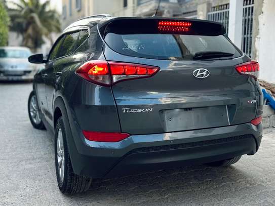 Hyundai Tocsun diesel venant image 6