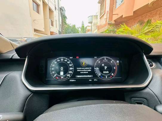 Range Rover Sport 2019 image 12