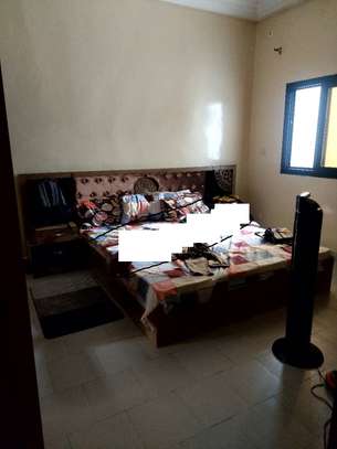 Chambre a coucher et autres meubles a vider image 3