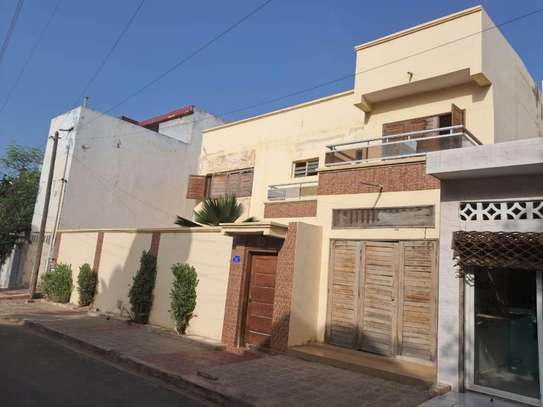 Maison à vendre à la cité Djiby Mbaye à 200 mètres a la mer image 8