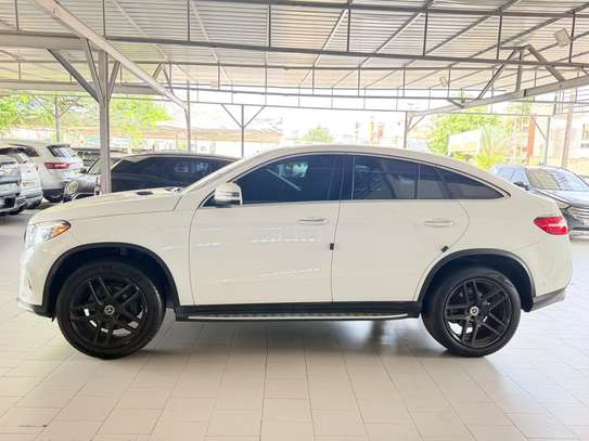 MERCEDESGLE 350D Année : 2018 image 4