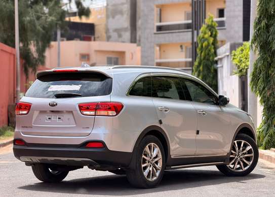 Kia sorento image 8