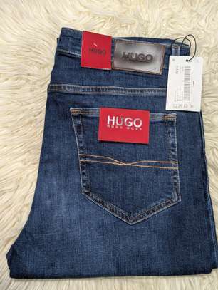 Jeans Grandes Marques coupe classique et slims image 9