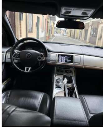 Jaguar Xf 2017 image 3