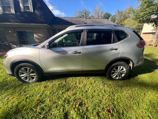 Nissan Rogue 2016 sv sous douane image 3