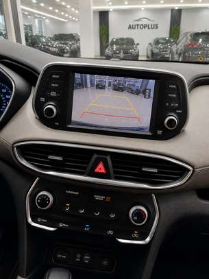 Hyundai Santafe 2019 image 3