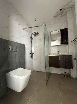 APPARTEMENT A LOUER A ZONE DE RECASEMENT NGOR ALMADIES image 7