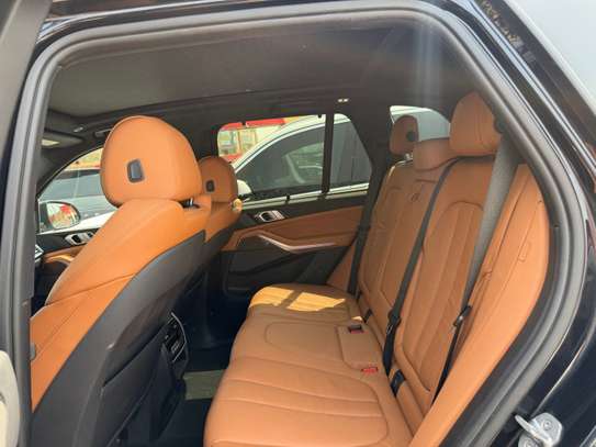 Bmw x5 xdrive 40i pack M image 9