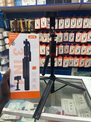 Xiaomi Mi Selfie Stick Tripod Bluetooth Noir image 2