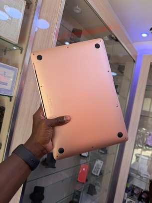 MacBook Air 2019 – Core i5 – 128 Go SSD – Gold – image 3