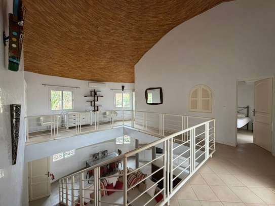 À VENDRE – Villa en résidence bord de mer à Saly image 11