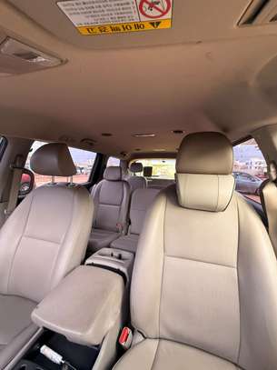 Kia karnival 2016 image 8