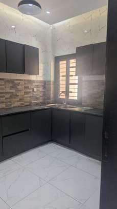 À louer, appartement rez-de-chaussée image 5