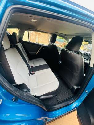 Location Toyota rav4 image 4