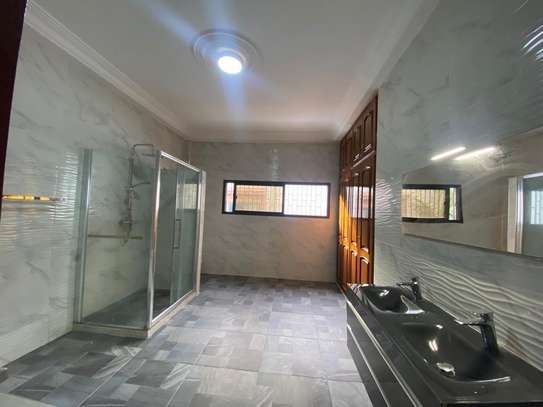 Villa à louer aux Almadies image 11