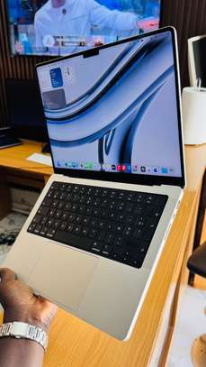 MacBook M1 Pro 2021 - Ram 32Go - 14’p - Azerty image 6