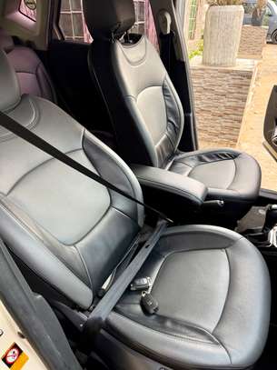 RENAULT QM3 2016 image 9