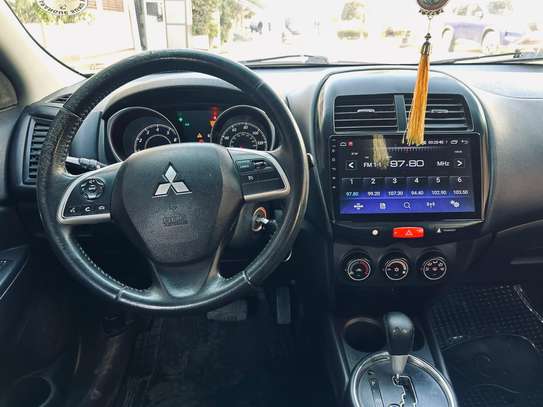 Mitsubishi RVR image 12