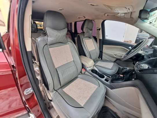 Ford Escape image 4