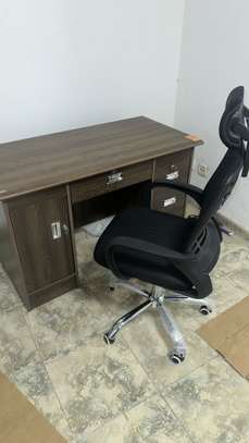 Ensemble {Table et chaise } image 2