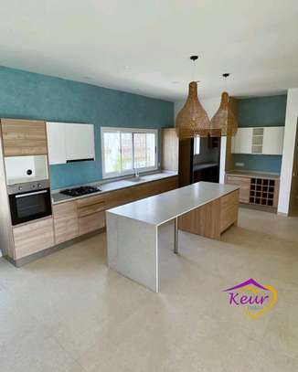 Villa neuve en rés à vendre à Nguerigne image 5