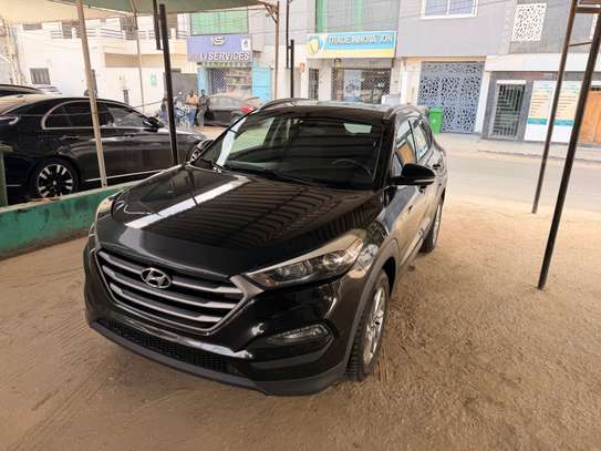 Hyundai Toucon _2018 image 2