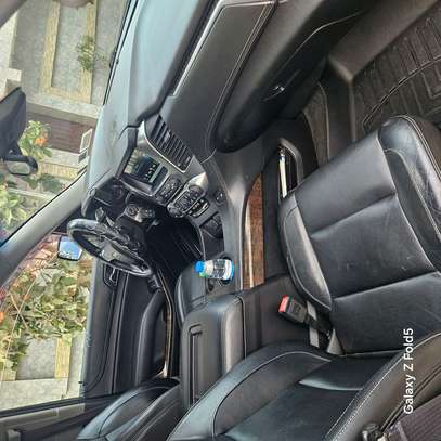 Chevrolet suburuban LTZ 2017 full options 8 clinder image 6
