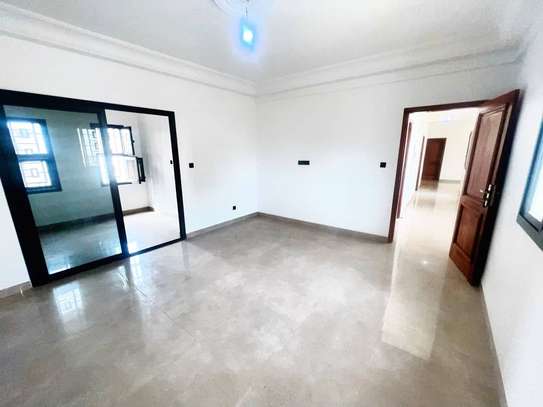 APPARTEMENT F4 AUX ALMADIES-RECASEMENT image 9