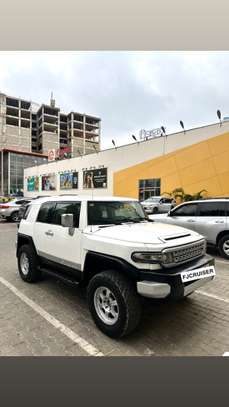 Toyota Fj cruiser image 5