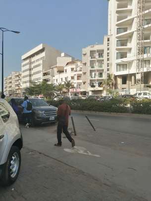 Magasin à louer en 1ère position route BRT Sacré cœur 2 image 9