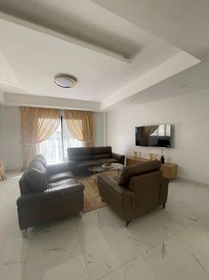 F4 à vendre Almadies recasement 184 m² image 3