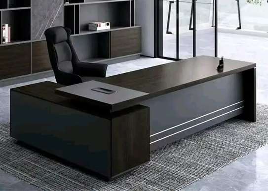 Bureau haut de gamme image 2