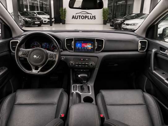 Kia Sportage diesel image 7