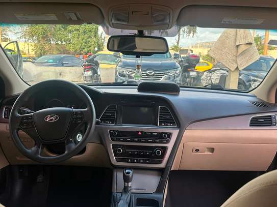 Hyundai sonata image 8