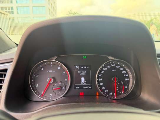 Hyundai Avante 2018 image 11