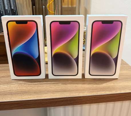 IPhone 14 image 3