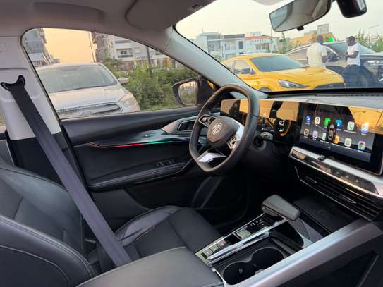 MG ONE image 14