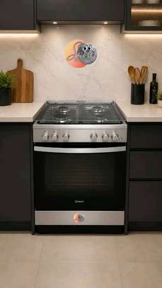 CUISINIERE INDESIT 4FEUX A GAZ 60X60 FOUR A GAZ GRIS image 5